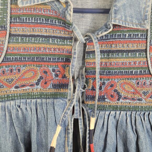 Embroidered denim front tie shacket Size XS boho western womens - Picture 5 of 9